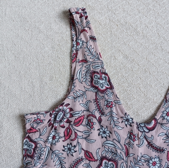 donating! Aero ♡ floral tank top - Picture 2 of 6